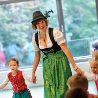 140926-OktoberfestBlauesHaus_064.jpg