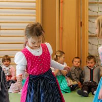 140926-OktoberfestBlauesHaus_085.jpg
