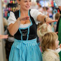 140926-OktoberfestBlauesHaus_159.jpg