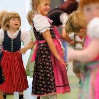 140926-OktoberfestBlauesHaus_350.jpg