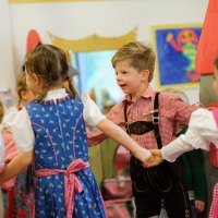 150925-OktoberfestBlauesHaus_016.jpg