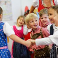 150925-OktoberfestBlauesHaus_018.jpg
